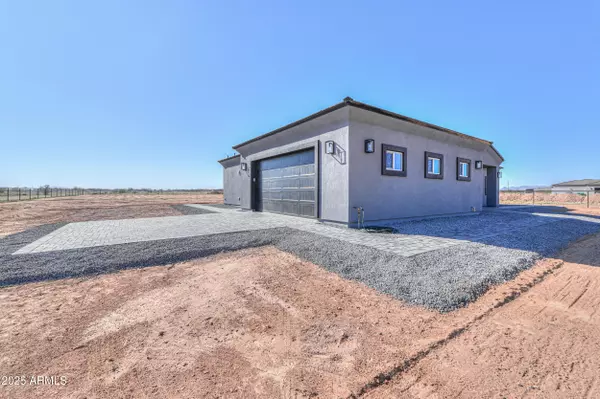 Maricopa, AZ 85138,43363 W Carefree Place