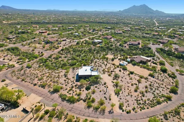 Cave Creek, AZ 85331,5675 E DESERT WINDS Drive