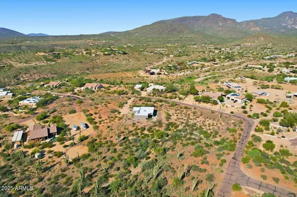 Cave Creek, AZ 85331,5675 E DESERT WINDS Drive