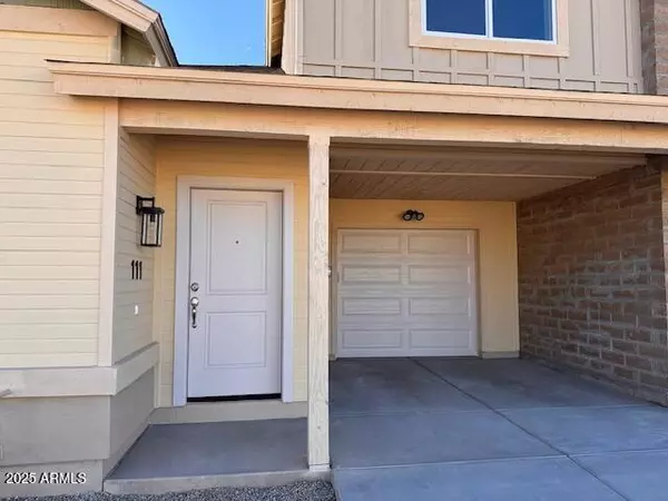Mesa, AZ 85210,523 S PASADENA -- #111