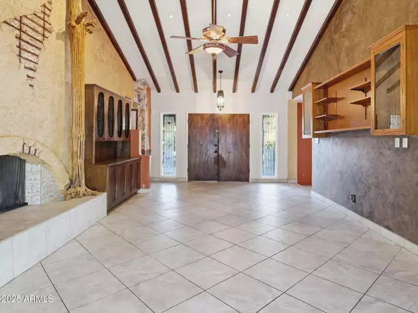 Mesa, AZ 85201,1053 W 11TH Street