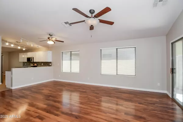 San Tan Valley, AZ 85144,1991 W VINEYARD PLAINS Drive