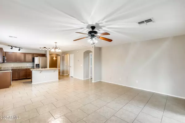 Phoenix, AZ 85041,1824 W LYDIA Lane