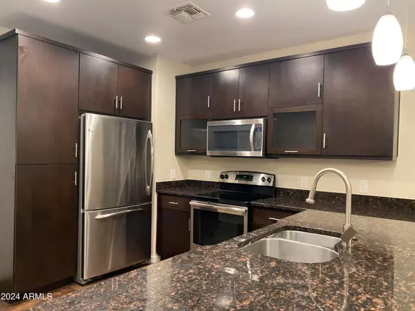 Phoenix, AZ 85016,4230 N 21st Street #12