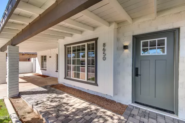 Scottsdale, AZ 85257,8650 E ROANOKE Avenue