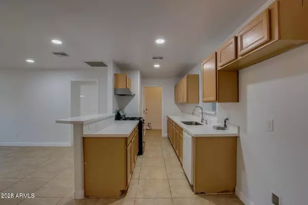 Phoenix, AZ 85031,4948 W Pierson Street