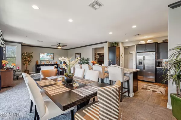 Phoenix, AZ 85085,2425 W BRONCO BUTTE Trail #2046