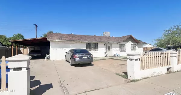 5924 W EARLL Drive, Phoenix, AZ 85033