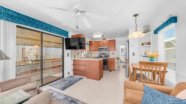 Apache Junction, AZ 85119,1014 PROPSECTOR Drive