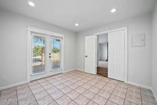 Cave Creek, AZ 85331,6039 E SKINNER Drive