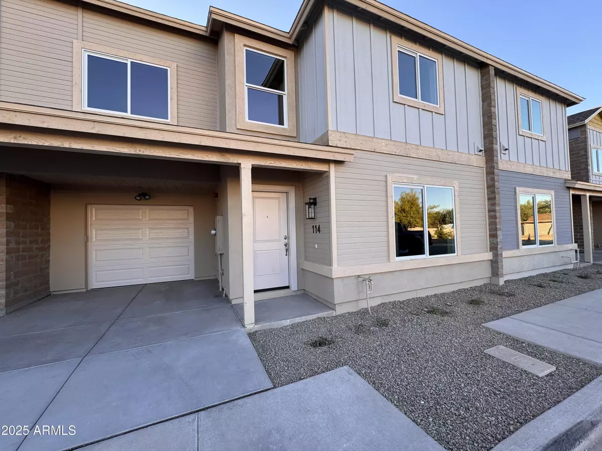 Mesa, AZ 85210,523 S PASADENA -- #114