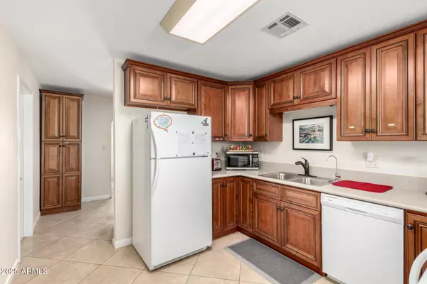 Scottsdale, AZ 85257,6830 E EDGEMONT Avenue