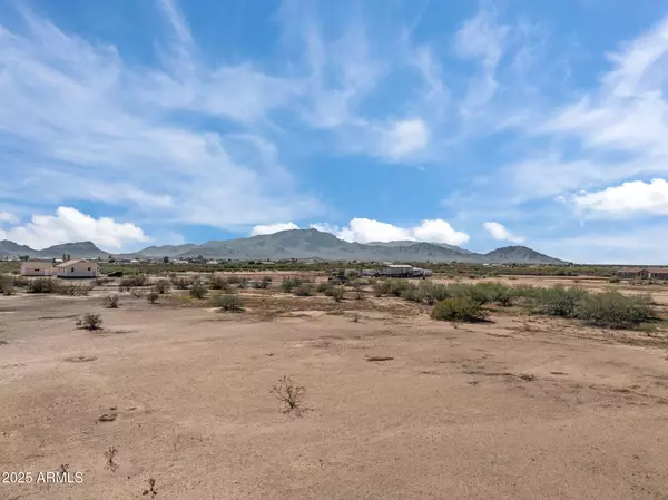 Aguila, AZ 85320,50910 W LONG RIFLE Road #-