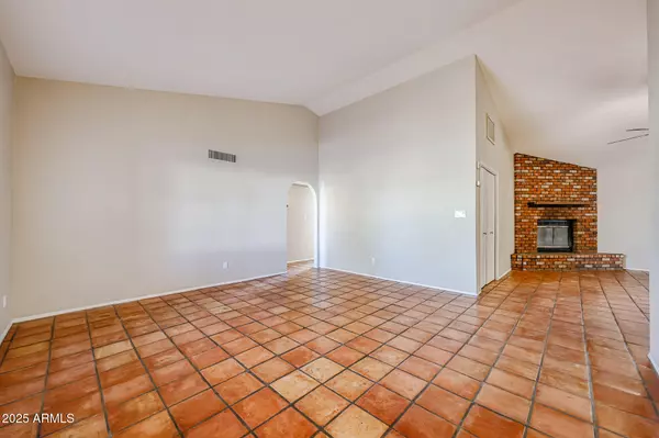 Mesa, AZ 85206,3761 E HOLMES Avenue