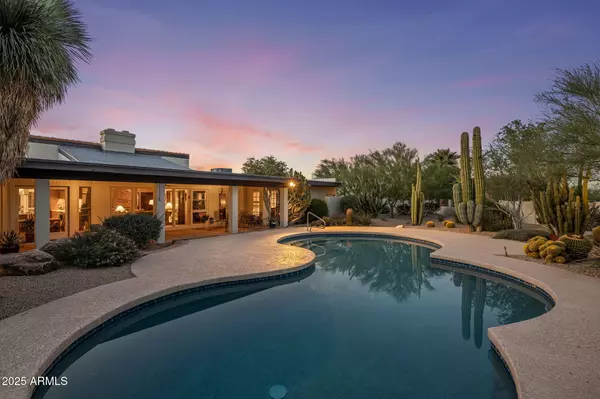 Phoenix, AZ 85028,10409 N 22nd Place