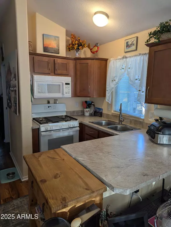 Black Canyon City, AZ 85324,33900 S Old Black Canyon Highway