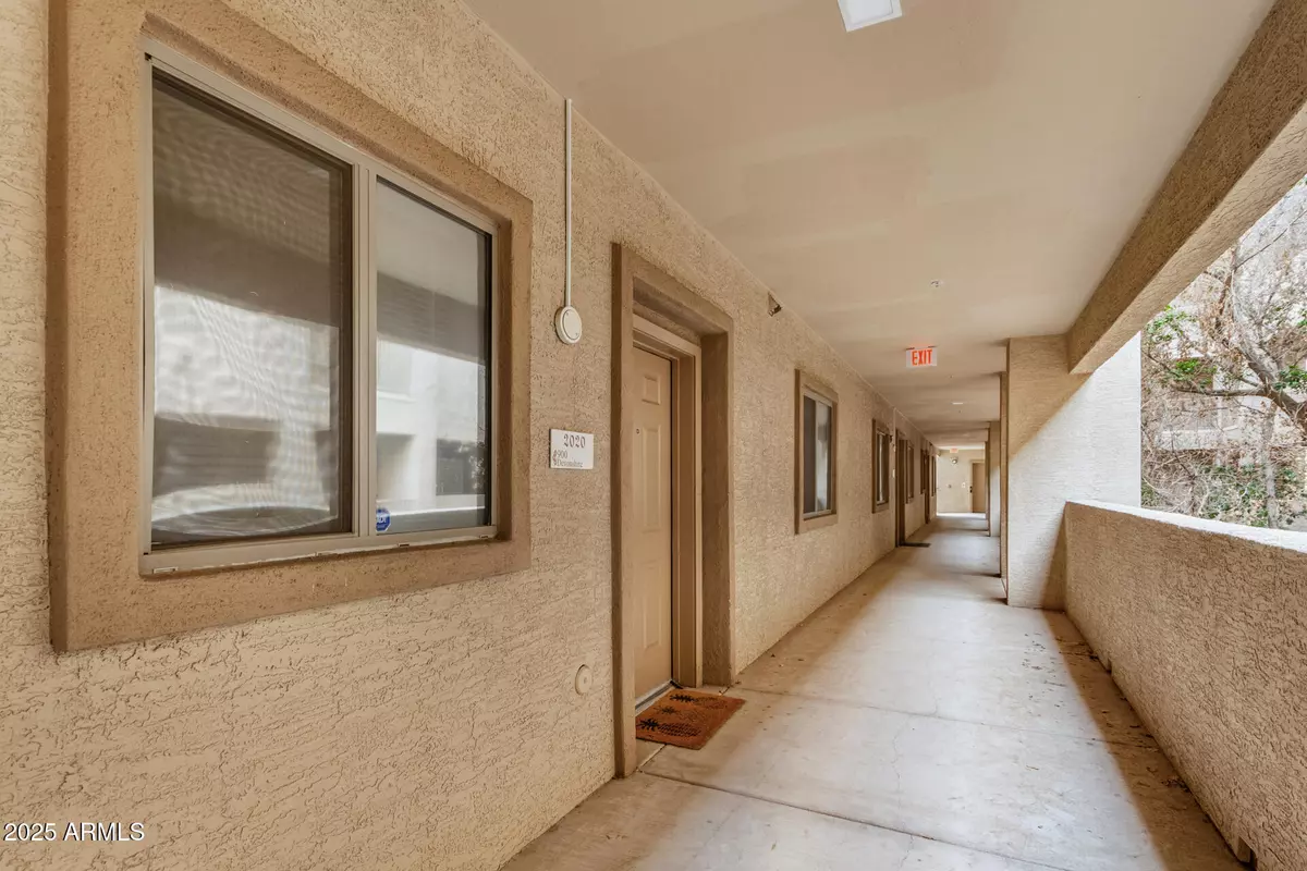 Phoenix, AZ 85014,920 E DEVONSHIRE Avenue #2020