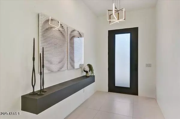 Phoenix, AZ 85021,100 W NORTHERN Avenue #8