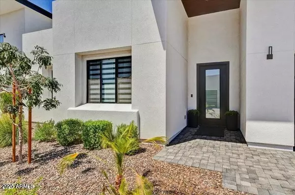 Phoenix, AZ 85021,100 W NORTHERN Avenue #16