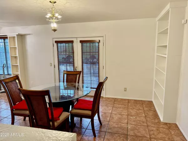 Phoenix, AZ 85042,1938 E Desert Drive