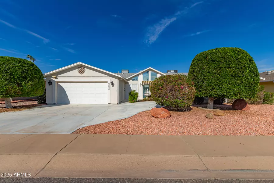 10626 W EMERALD Point, Sun City, AZ 85351