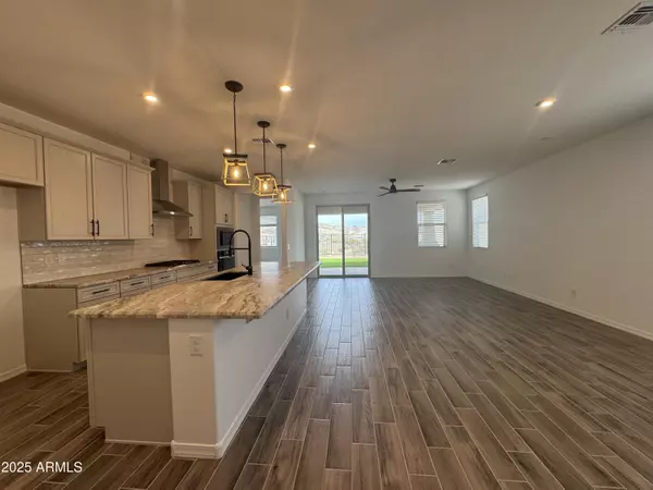 Peoria, AZ 85383,13420 W EAGLE FEATHER Road