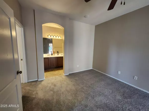 Phoenix, AZ 85035,1718 N 77TH Glen