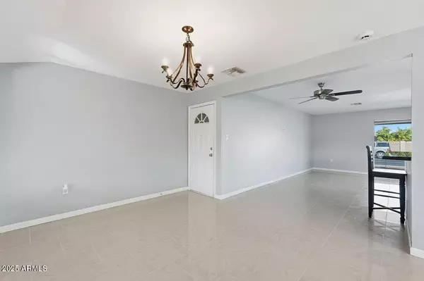 Sun City, AZ 85351,9307 W ARROWHEAD Drive