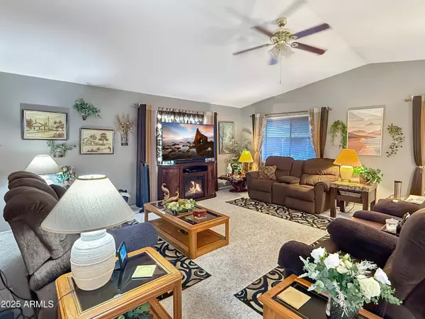 Apache Junction, AZ 85119,3700 E TOMAHAWK Road #102