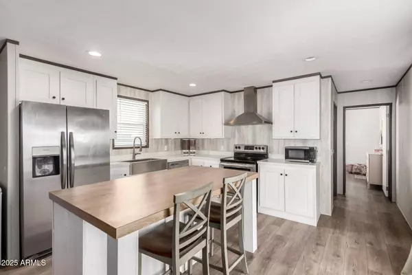 18709 W RIGGS Road, Buckeye, AZ 85326