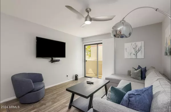 Scottsdale, AZ 85257,935 N GRANITE REEF Road #95