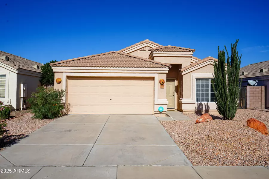 898 E MONTEREY Street, Chandler, AZ 85225