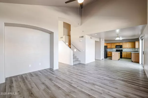 15994 W JACKSON Street, Goodyear, AZ 85338