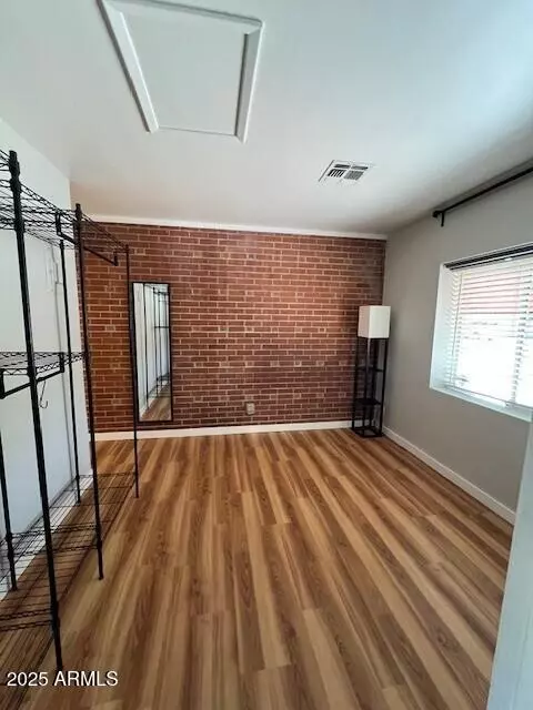 Phoenix, AZ 85018,4219 N 33RD Street #REAR