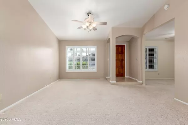 Tempe, AZ 85284,8578 S Maple Avenue