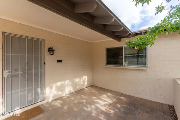 Scottsdale, AZ 85251,8730 E TERRACE Drive