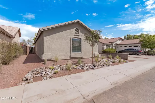 Phoenix, AZ 85040,4104 E LA SALLE Street