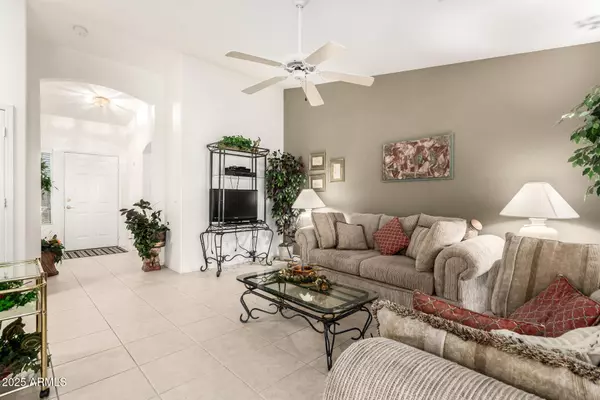 Chandler, AZ 85249,1464 E RUNAWAY BAY Drive