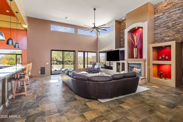 Scottsdale, AZ 85262,15406 E CAVEDALE Drive