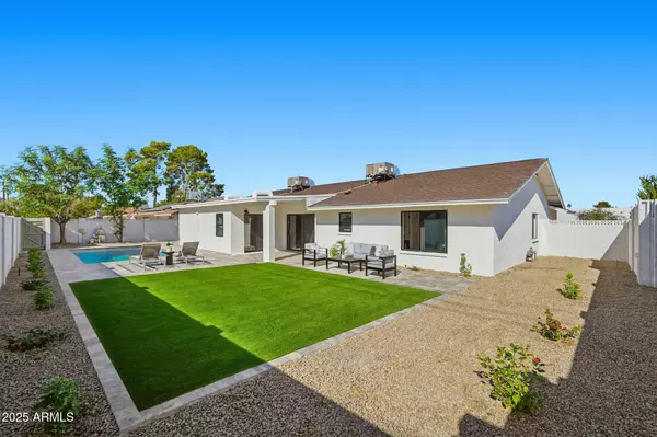 Phoenix, AZ 85028,3423 E Beryl Lane