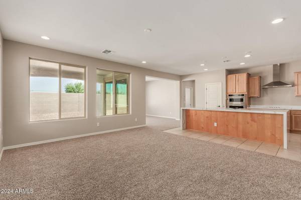 Glendale, AZ 85305,8854 W PALO VERDE Drive