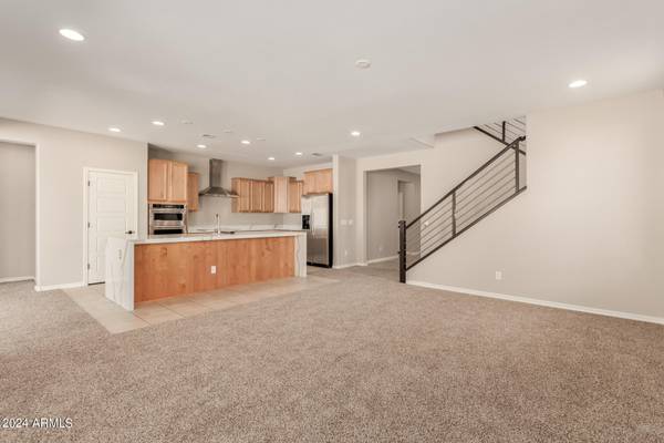 Glendale, AZ 85305,8854 W PALO VERDE Drive