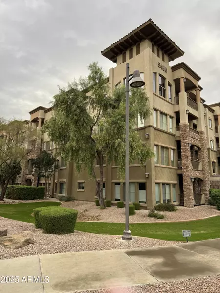5450 E DEER VALLEY Drive #2008, Phoenix, AZ 85054