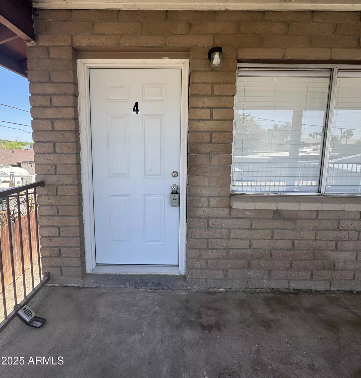 Mesa, AZ 85201,738 W PEPPER Place