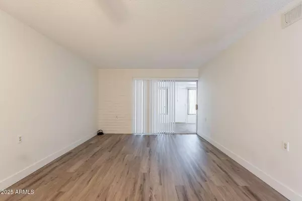 Youngtown, AZ 85363,13001 N 113TH Avenue #5