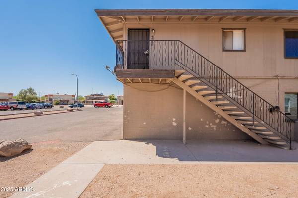 Phoenix, AZ 85008,4740 E MORELAND Street #0