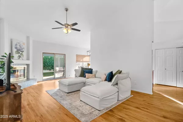 Phoenix, AZ 85032,3925 E MONTE CRISTO Avenue