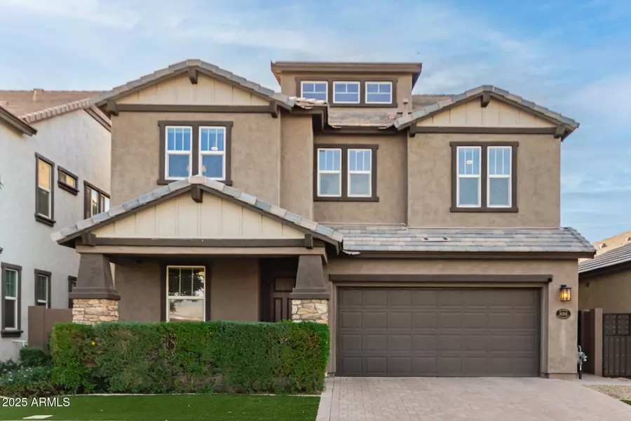 10205 E NOPAL Avenue, Mesa, AZ 85209