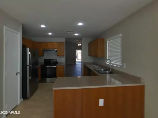 Glendale, AZ 85303,7368 W FLYNN Lane