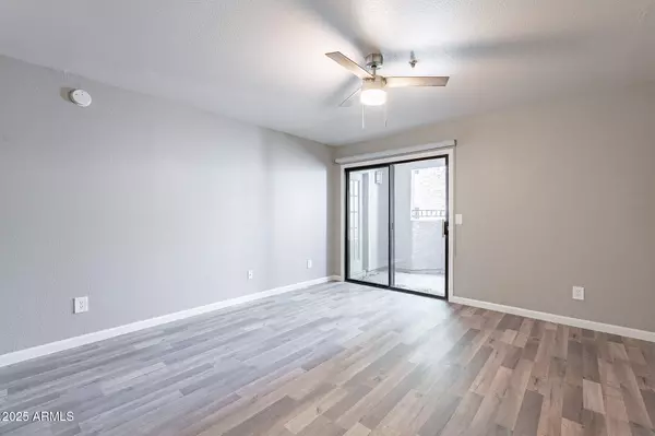 Phoenix, AZ 85016,2025 E CAMPBELL Avenue #129